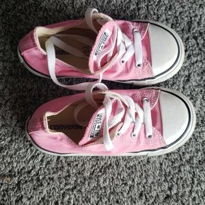 Girls Converse Chuck Taylor all star size 10 pink